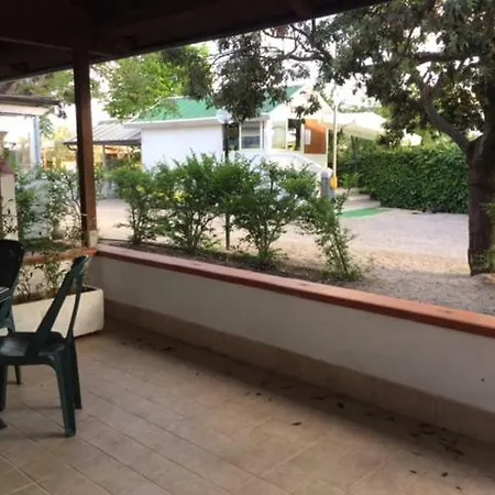 Family Glamping La Lucciola Campeggio *