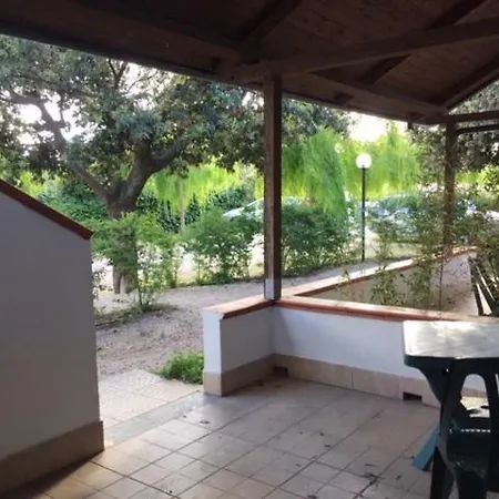 Family Glamping La Lucciola * Fondi